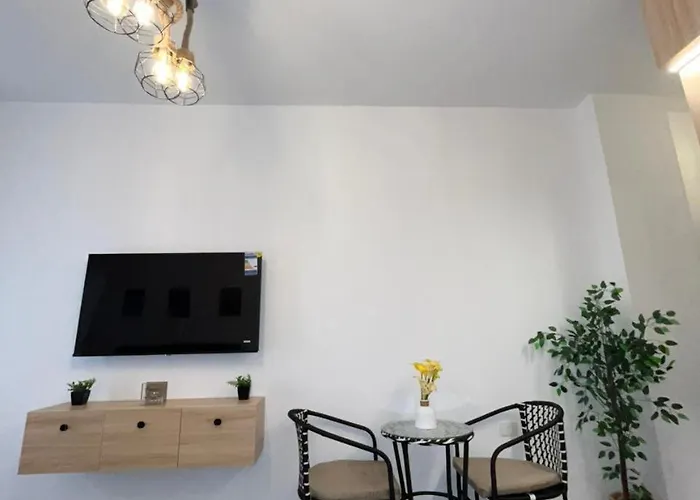 Apartment Cozy Pool View With Access To Bars *